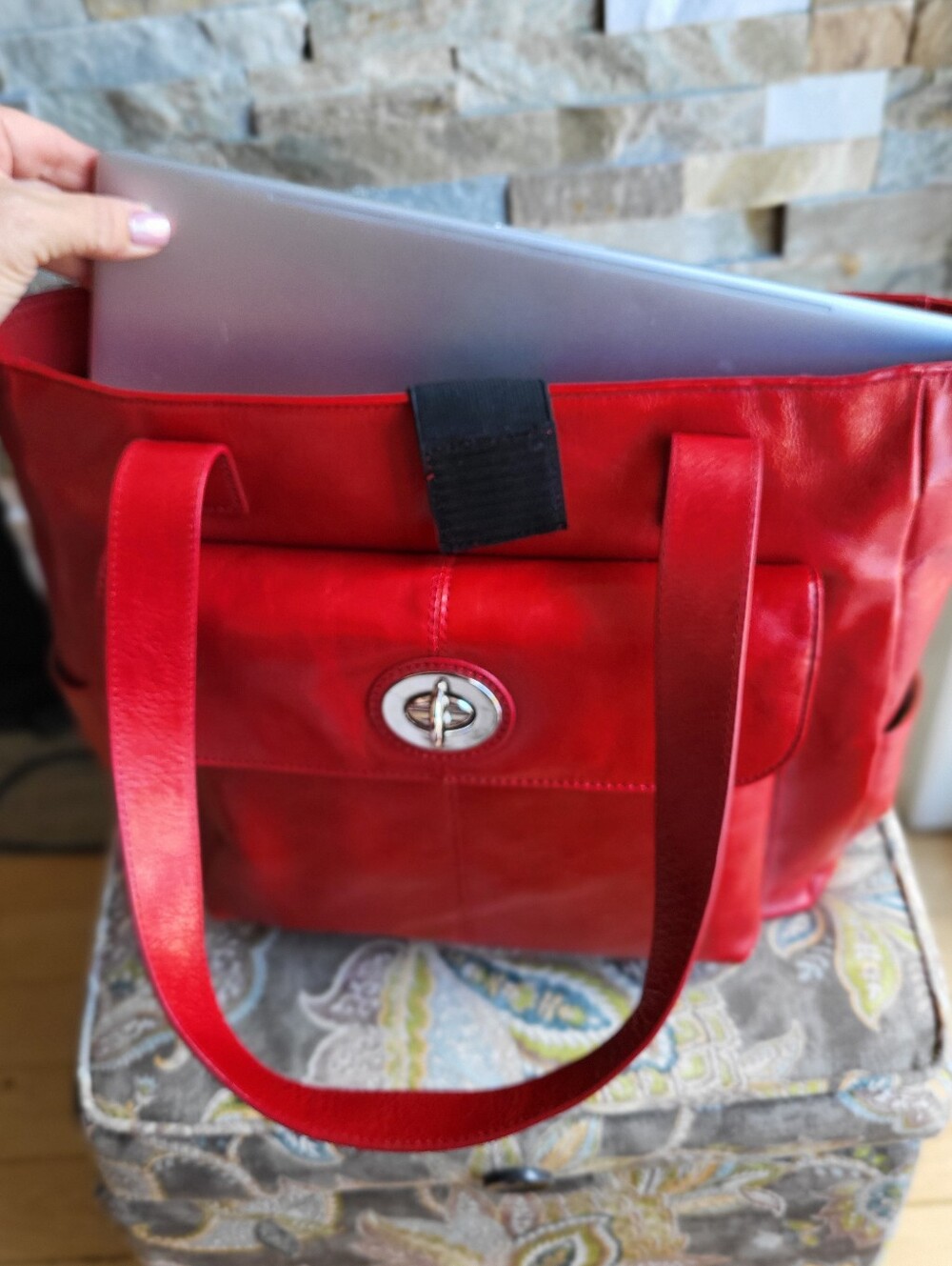 Danier Red Leather Laptop/Tote Bag with Front Turn-Lock - Picture 8 of 10